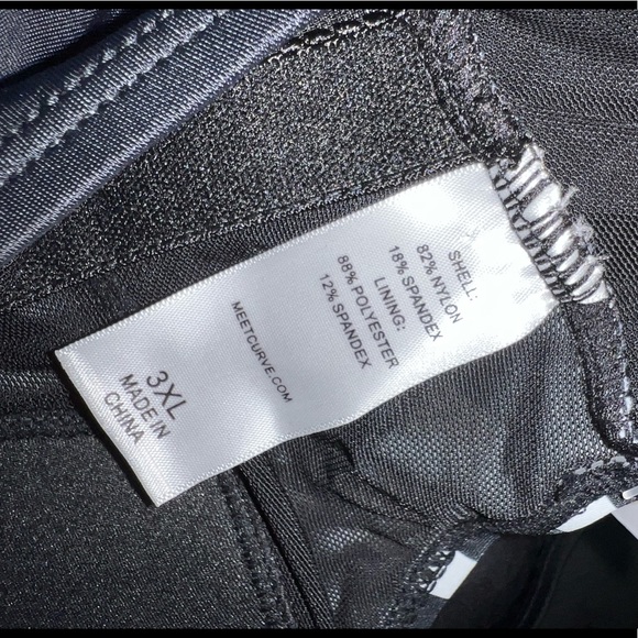 🌟 Stripe black & white one piece - Picture 5 of 5